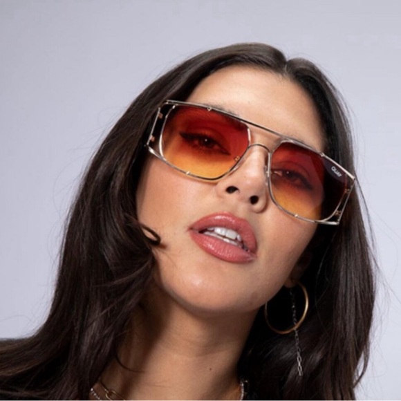 Quay Australia BADDIE BEHAVIOR Gold/ Orange Yellow - Picture 2 of 8